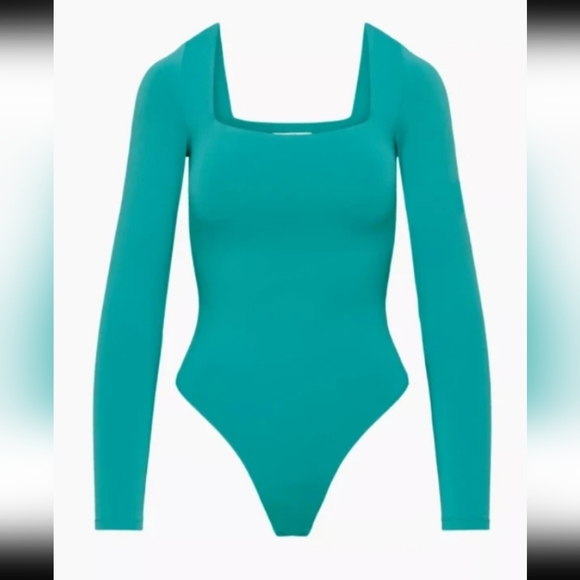 Aritzia Tops - SOLD! Aritzia bodysuit